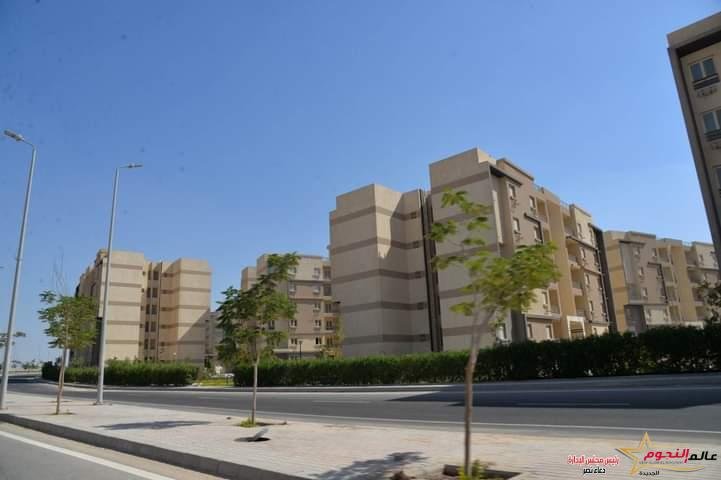 محافظ أسيوط يتفقد مشروع "سكن مصر" بمدينة ناصر الجديدة ويناشد المواطنين التقدم للحجز بها