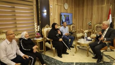 محافظ جنوب سيناء يستقبل اسرة الشهيد "محمود ناجي العواد" بمناسبة الذكرى 50 لنصر أكتوبر المجيد