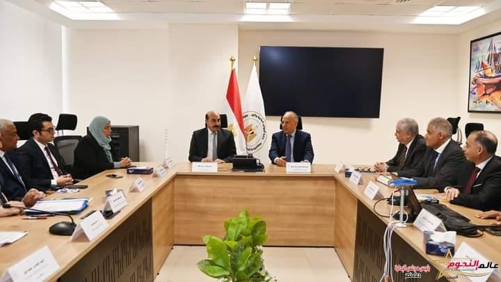 الدكتور سويلم واللواء عطية يشهدان توقيع بروتوكول تعاون مشترك بين وزارة الرى ومحافظة أسوان