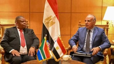 الدكتور سويلم يلتقى نائب وزير المياه والصرف الصحي بجمهورية جنوب افريقيا