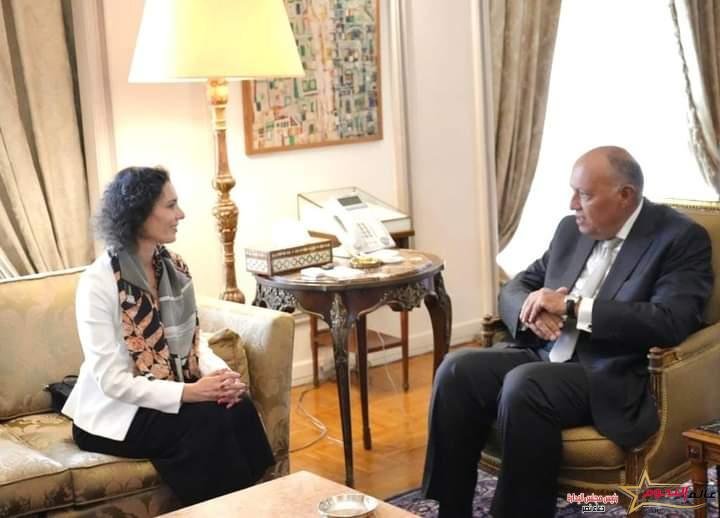 وزير الخارجية يستقبل وزيرة خارجية بلچيكا في القاهرة