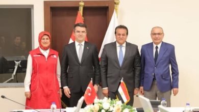 وزير الصحة يستقبل رئيس هيئة الكوارث والطوارئ والسفير التركي لبحث سبل التعاون لإيصال المساعدات الطبية لأهالي غزة