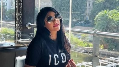 نرمين ماهر تظهر بالاسود على  جمهورها عبر إنستجرام وفيسبوك