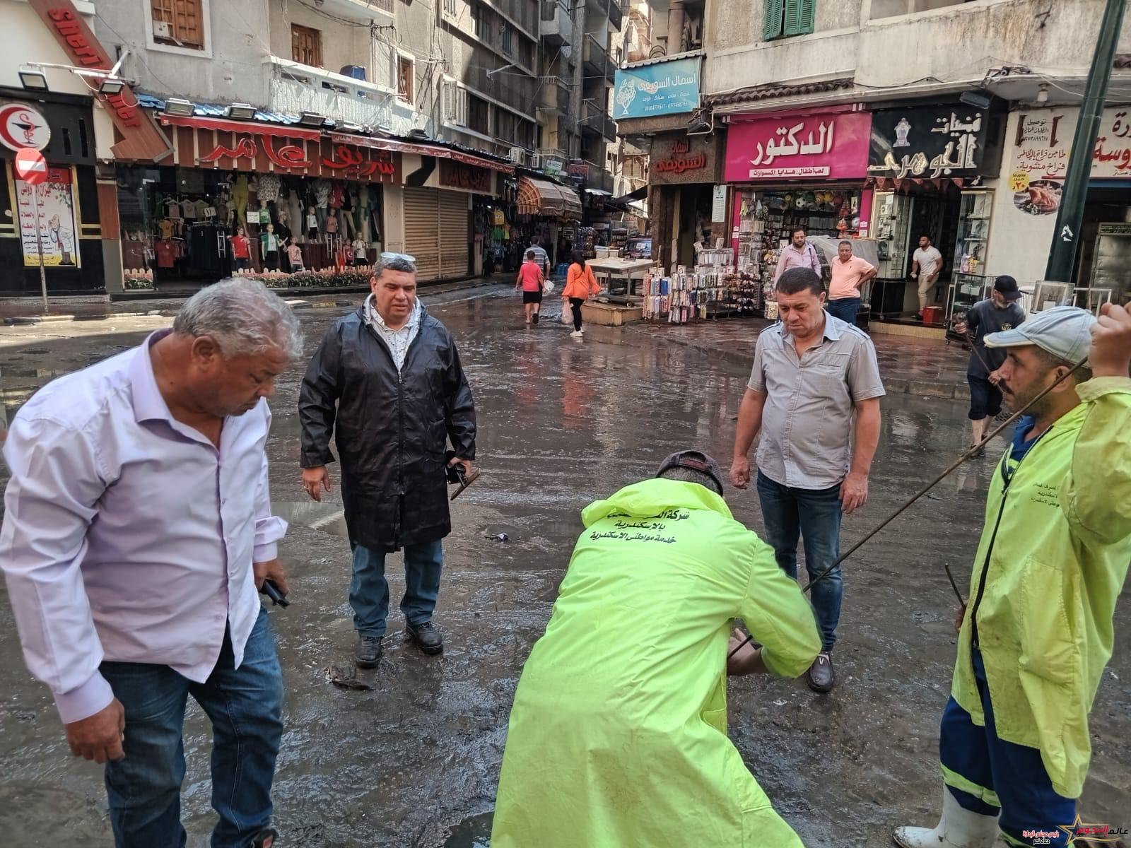 محافظ الإسكندرية يتابع تداعيات موجة الطقس السىء ويؤكد على رفع درجة الاستعدادات بكافة الأجهزة التنفيذية 3 محافظ الإسكندرية يتابع تداعيات موجة الطقس السىء ويؤكد على رفع درجة الاستعدادات بكافة الأجهزة التنفيذية