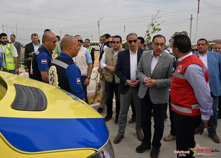 رئيس الوزراء يتفقد عدداً من مشروعات المبادرة الرئاسية "حياة كريمة" بمركز يوسف الصديق بالفيوم 4 رئيس الوزراء يتفقد عدداً من مشروعات المبادرة الرئاسية "حياة كريمة" بمركز يوسف الصديق بالفيوم
