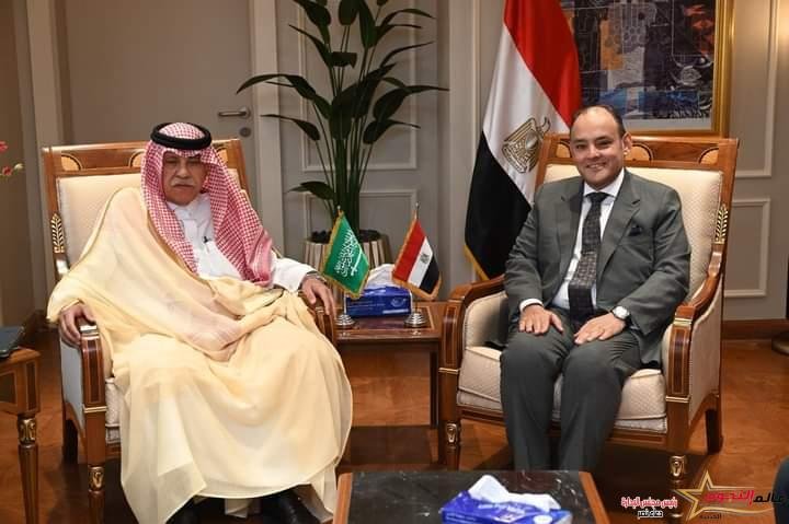 وزير التجارة والصناعة ونظيره السعودي يعقدان جلسة مباحثات موسعة لبحث سبل تنمية علاقات التعاون الاقتصادي 1 وزير التجارة والصناعة ونظيره السعودي يعقدان جلسة مباحثات موسعة لبحث سبل تنمية علاقات التعاون الاقتصادي
