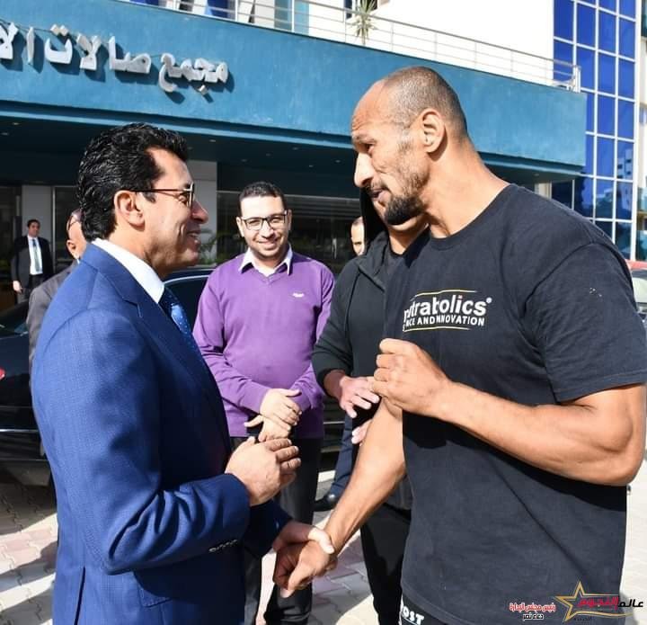 وزير الرياضة يدعم كرم جابر قبل خوضه منافسات الاولمبياد 2 وزير الرياضة يدعم كرم جابر قبل خوضه منافسات الاولمبياد