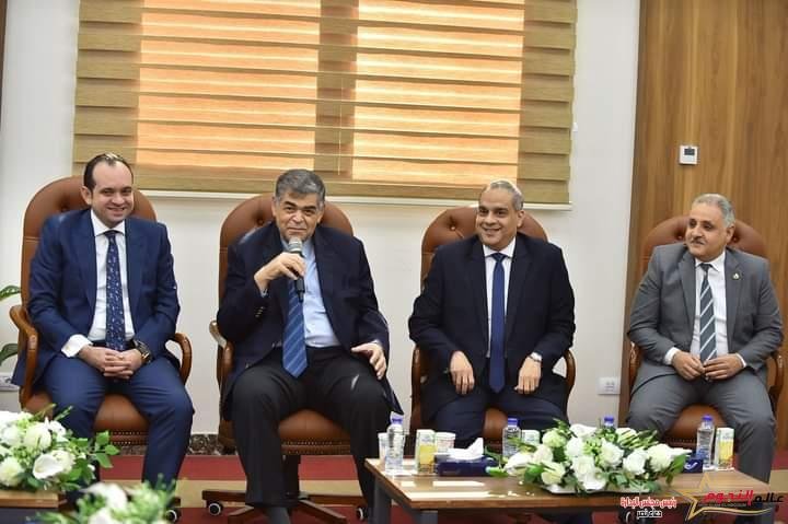 رئيس هيئة الدواء يستقبل رئيس وأعضاء لجنة الصحة بمجلس النواب