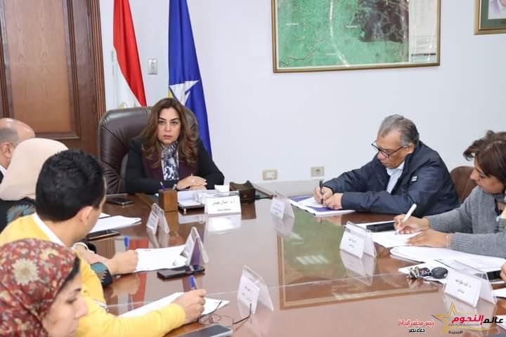 محافظ دمياط ترأس اجتماعًا مع ممثلى الجهتين الاستشارية والمُنفذة لمشروع إنشاء مبنى ديوان عام المحافظة