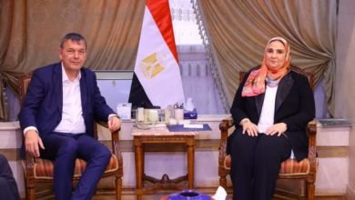 وزيرة التضامن الاجتماعي تستقبل المفوض العام لوكالة الأونروا لمناقشة  الأوضاع المتردية في قطاع غزة