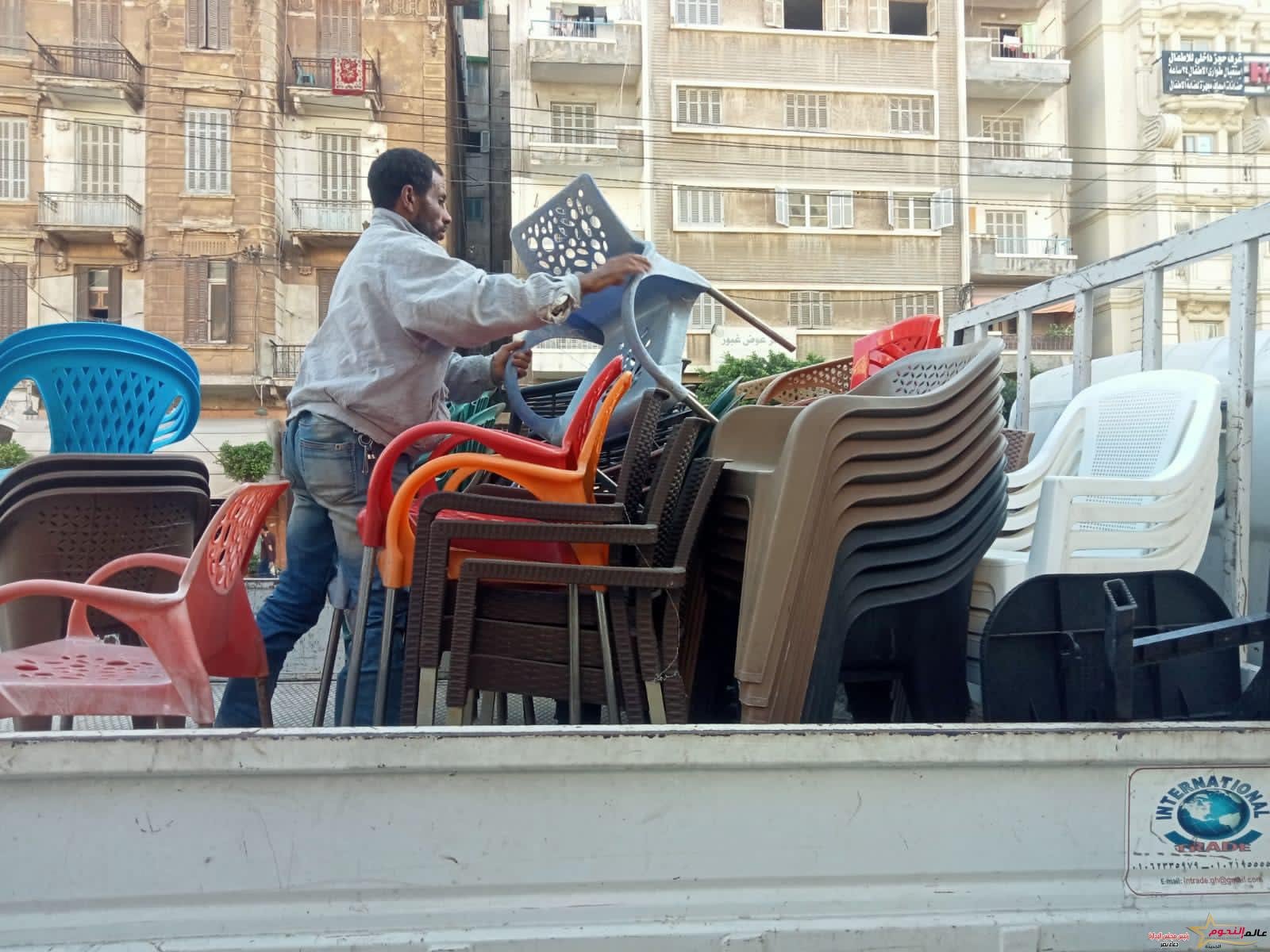 محافظ الإسكندرية يشدد على رؤساء الأحياء باستمرار تكثيف الحملات المُكبرة للتفتيش على المنشآت العامة 