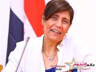 عايدة فهمي: الفن بقى شليلة ومصالح.. والدور بينادي على صاحبه 2 عايدة فهمي: الفن بقى شليلة ومصالح.. والدور بينادي على صاحبه