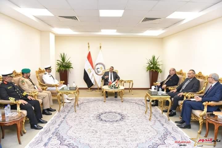 وزير الدولة للإنتاج الحربي يستقبل مدير إدارة التصنيع والتطوير الحربي بالبحرين 2 وزير الدولة للإنتاج الحربي يستقبل مدير إدارة التصنيع والتطوير الحربي بالبحرين