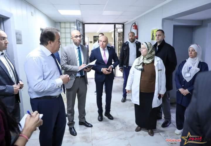 وزير الصحة يتفقد مستشفى مبرة المعادي لمتابعة الخدمات الطبية المقدمة للمواطنين 2 وزير الصحة يتفقد مستشفى مبرة المعادي لمتابعة الخدمات الطبية المقدمة للمواطنين