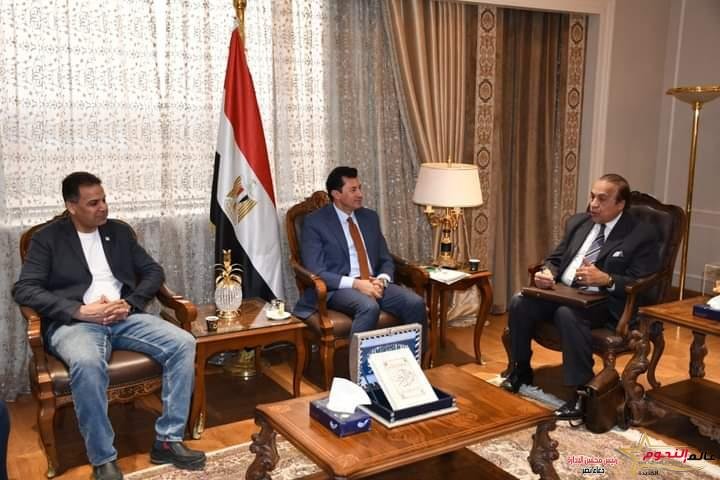 وزير الرياضة يلتقي رئيس الاتحاد المصري للدارتس 