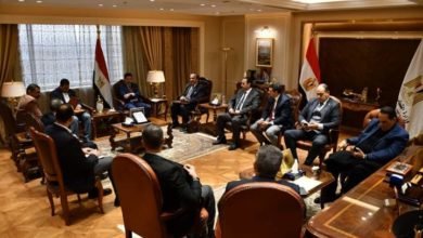 وزير الرياضة يلتقي رئيس الاتحاد المصري للدارتس 