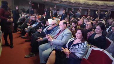 بالشال الفلسطيني.. نجوم المسرح العربى والأفريقى في افتتاح أيام قرطاج المسرحية 