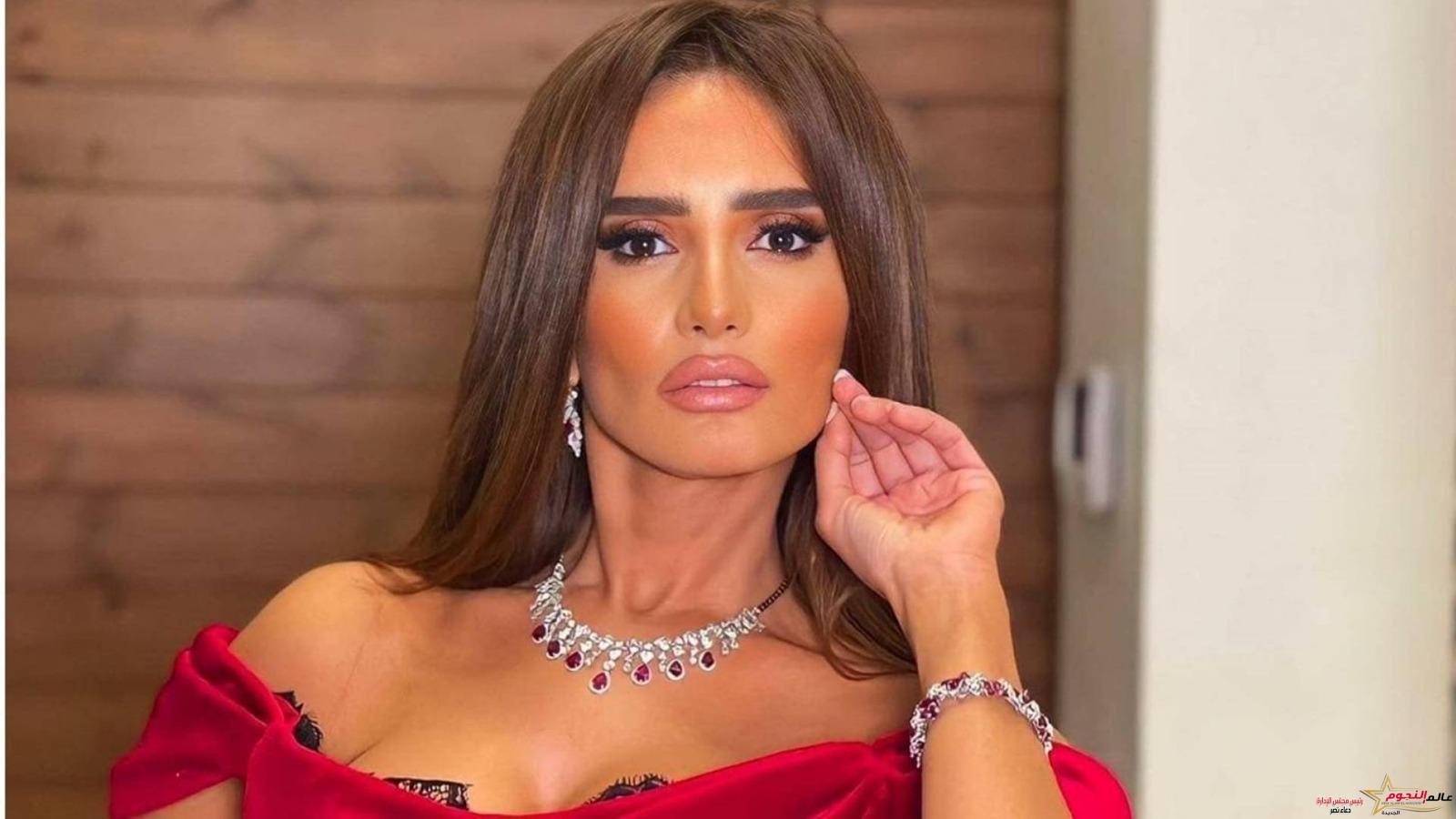 زينة تكشف عن إصابة ابنها عز الدين