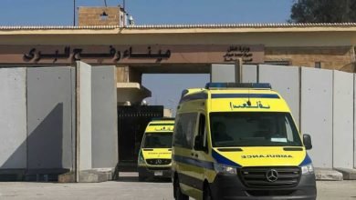 نقل مصابين فلسطينيين إلى العريش ومستشفيات أخرى