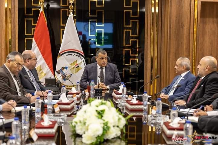 وزير الدولة للإنتاج الحربي يستقبل وفد مجموعة "النافع" السعودية لمناقشة سبل التعاون المشترك