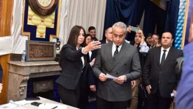 وزير العمل يدلى بصوته في الانتخابات الرئاسية بمدرسة الشهيد مصطفى يسري ابو عميرة بمصر الجديدة