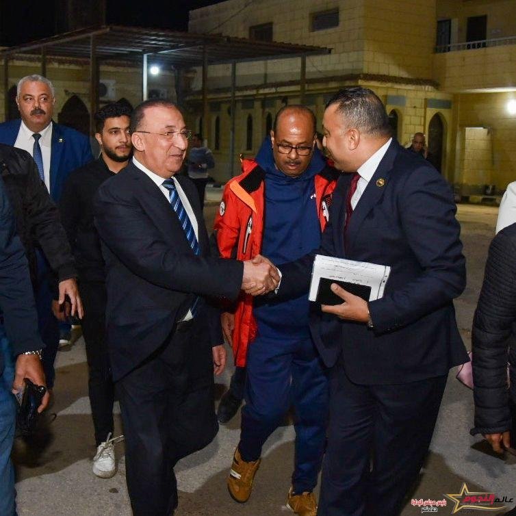 محافظ الإسكندرية يتفقد عددًا من اللجان الانتخابية قُبيل الساعات الأخيرة من انتهاء عملية الاقتراع 