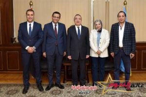 محافظ الإسكندرية يلتقي وفدًا من مجلس "الصحفيين" 4 محافظ الإسكندرية يلتقي وفدًا من مجلس "الصحفيين"