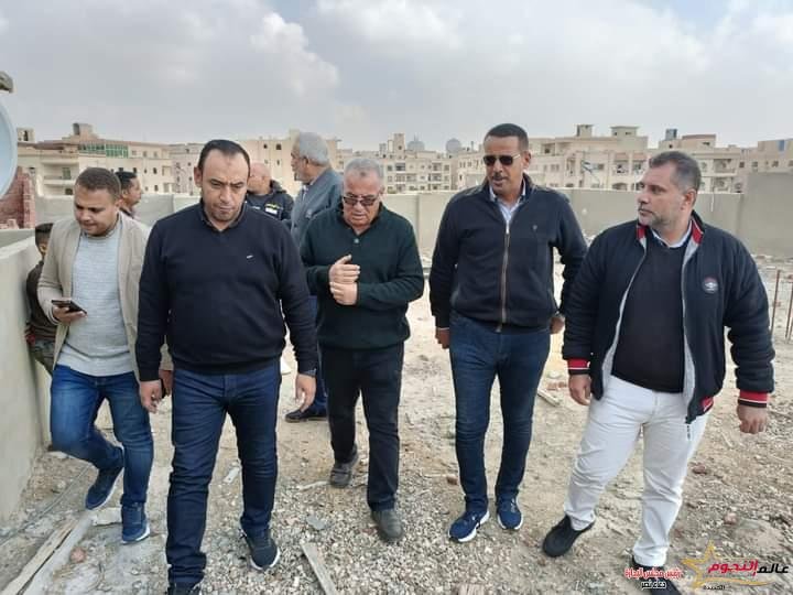 وزير الإسكان يُصدر قرارات لإزالة مخالفات بناءوتعديات بالساحل الشمالي ومدينتي ملوي وطيبة الجديدتين