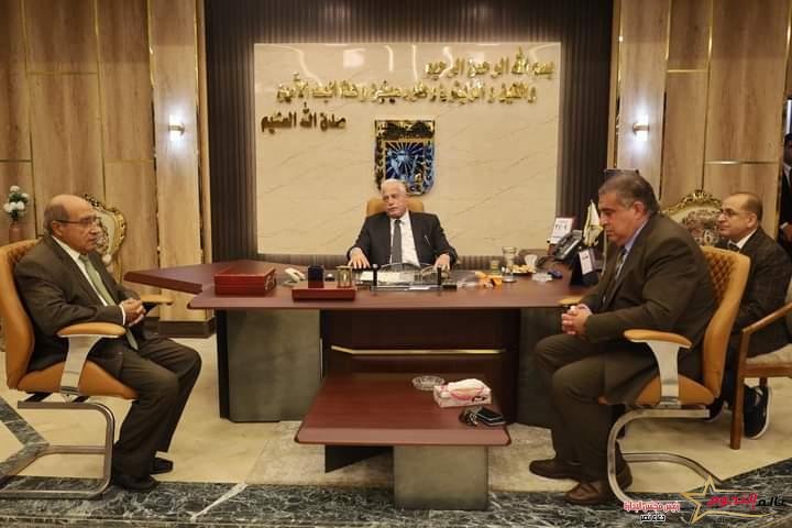 محافظ جنوب سيناء يستقبل وفد من الصحفيين والإعلاميين بالمحافظه 2 محافظ جنوب سيناء يستقبل وفد من الصحفيين والإعلاميين بالمحافظه