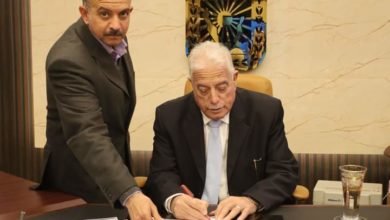 محافظ جنوب سيناء 177 قرار تصالح علي مخالفات البناء “نموذج 10" لأهالي مدينة ابو زنيمة