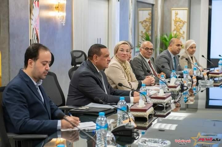 وزراء الإنتاج الحربى والبيئة والتنمية المحلية يبحثون مستجدات الموقف التنفيذى لمشروعات البنية الأساسية للمخلفات الصلبة
