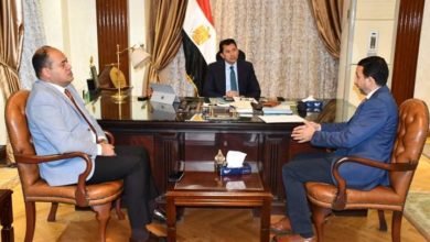 وزير الشباب والرياضة يلتقي المهندس أحمد غتوري رئيس الاتحاد المصري والعربي للبادل تنس