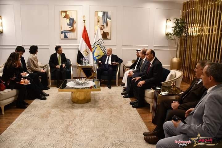 محافظ جنوب سيناء يستقبل السفير الياباني لبحث سبل التعاون وبحث توقيع بروتوكول تعاون 2 محافظ جنوب سيناء يستقبل السفير الياباني لبحث سبل التعاون وبحث توقيع بروتوكول تعاون