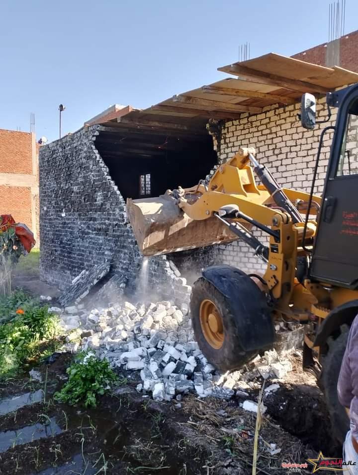 محافظة الجيزة تزيل 30 حاله تعدى بالبناء المخالف على الأراضي الزراعية واملاك الدولة بالمراكز 1 محافظة الجيزة تزيل 30 حاله تعدى بالبناء المخالف على الأراضي الزراعية واملاك الدولة بالمراكز