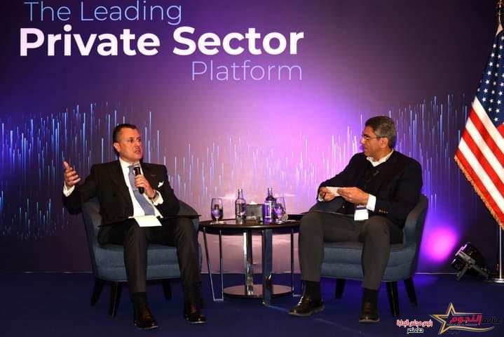 وزير السياحة والآثار يشارك كمتحدث رئيسي في اللقاء الشهري لغرفة التجارة الأمريكية