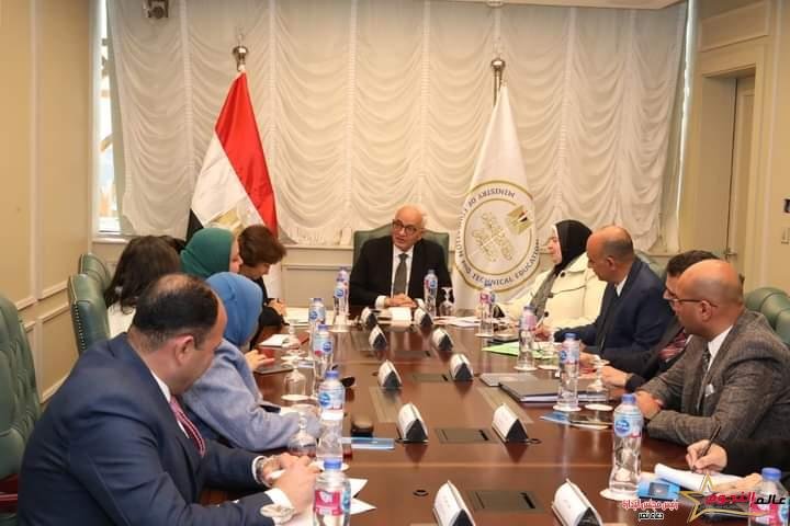 حجازي يبحث مع الأمين العام للمجلس القومي للطفولة والأمومة تعزيز سبل التعاون لحماية الطفل ودعم حقوقه 