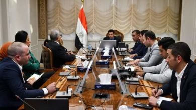 وزير الشباب والرياضة يناقش آليات الإدارة الإقتصادية والاستثمارية لمشروعات الوزارة