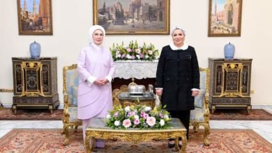 انتصار السيسي: زيارة غالية وخطوة عزيزة للسيدة التركية الأولى على أرض مصر