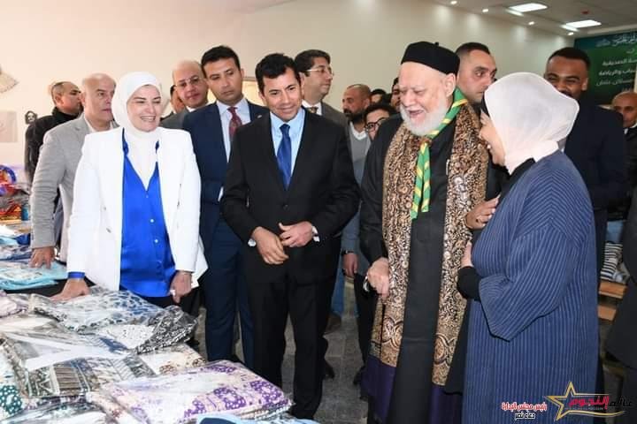 صبحي يفتتح مركز شباب واحة المنتجين خلال برنامج تطوير وتنمية مساكن عثمان الأولي بالرعاية بالسادس من أكتوبر