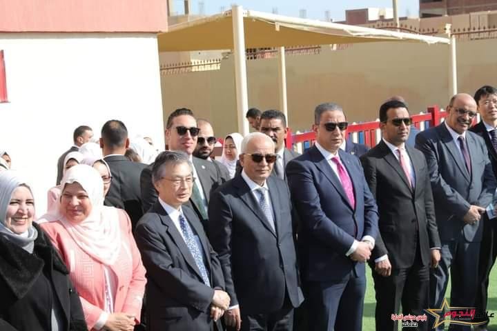حجازي ومحافظ الفيوم والسفير اليابانى يشهدون الملتقى الثقافي بين الطلاب المصريين واليابانيين بالمدرسة المصرية اليابانية بالفيوم 2 حجازي ومحافظ الفيوم والسفير اليابانى يشهدون الملتقى الثقافي بين الطلاب المصريين واليابانيين بالمدرسة المصرية اليابانية بالفيوم