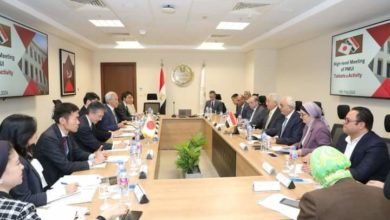 وزير التربية والتعليم يعقد اجتماعًا مع اللجنة التنفيذية المصغرة لمشروع المدارس المصرية اليابانية 