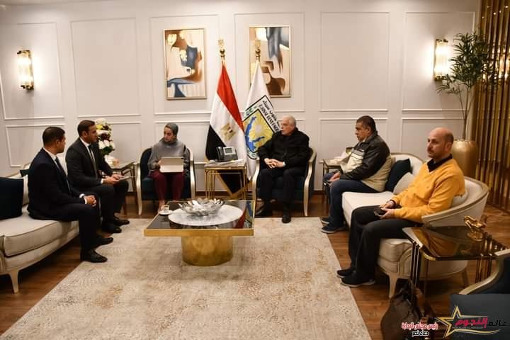 محافظ جنوب سيناء يعقد اجتماعا لتسهيل إجراءات التقنين لأهالي مدينة دهب