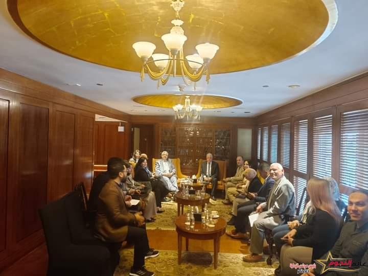 محافظ جنوب سيناء يعقد اجتماعا لبحث الاستعدادات النهائية لمؤتمر السياحة الصحية