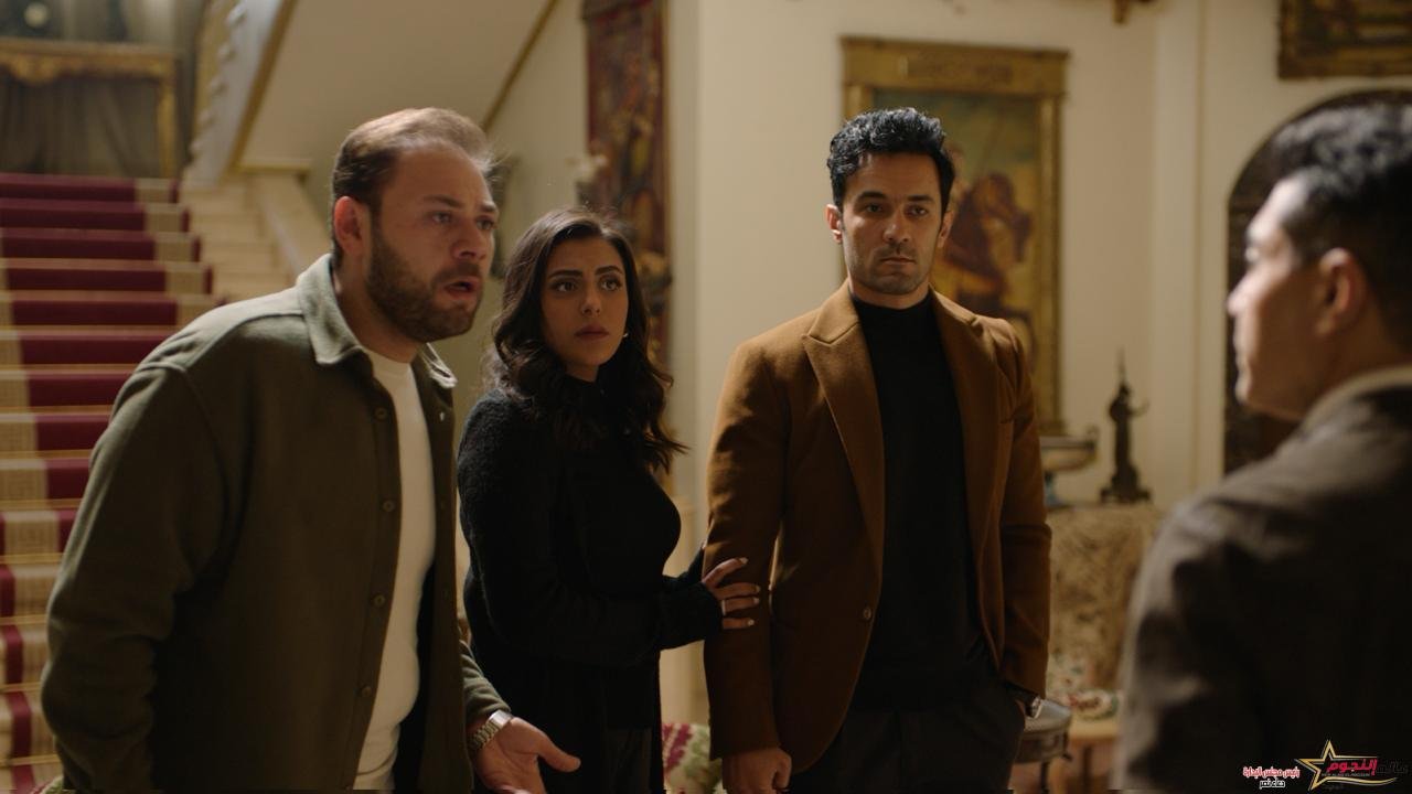 حسني شتا متهم في جريمة قتل أخيه بـ «دقيقة الاربع» من مسلسل «أسود باهت» 2 حسني شتا متهم في جريمة قتل أخيه بـ «دقيقة الاربع» من مسلسل «أسود باهت»