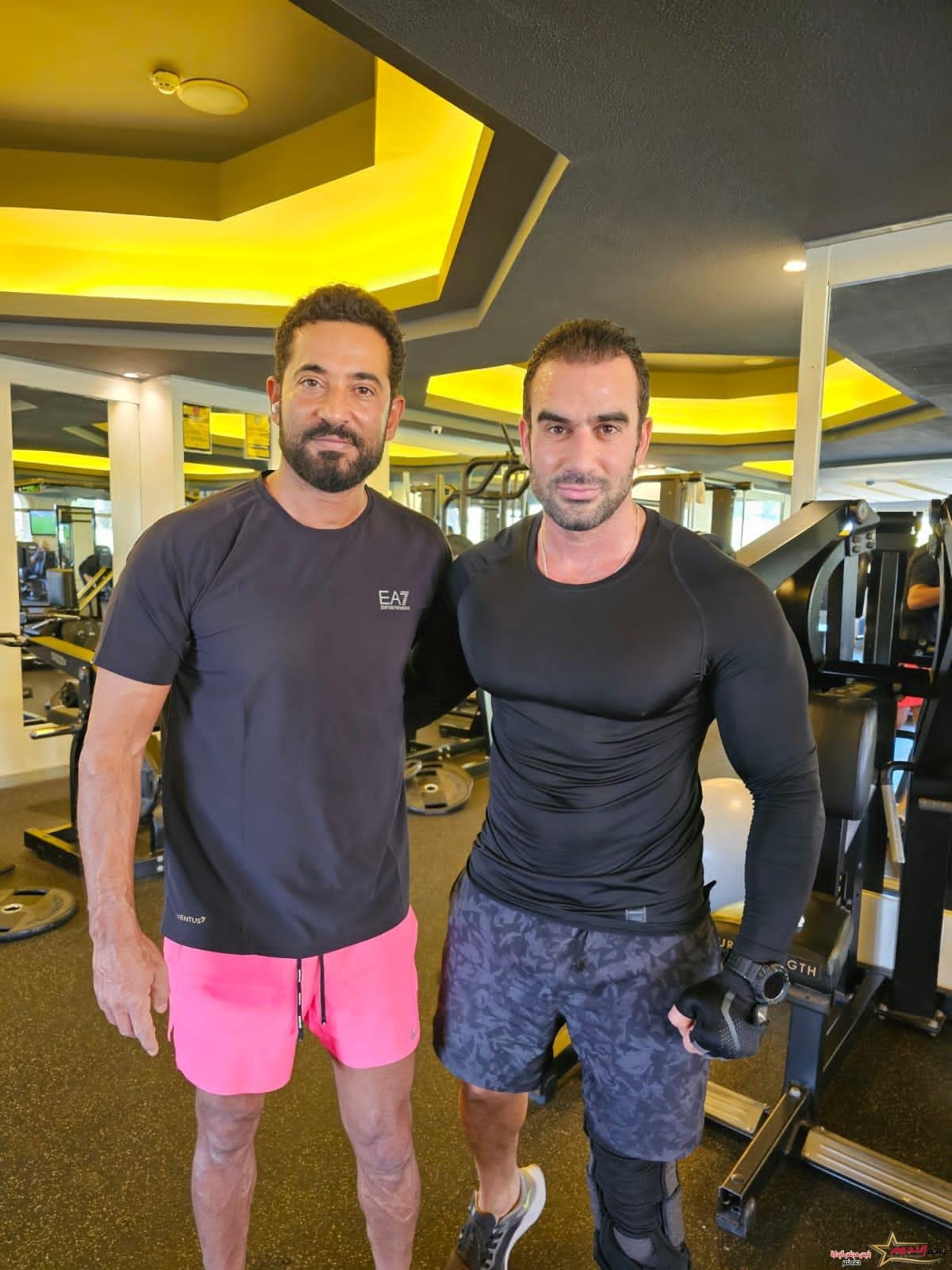هشام حسين: سعيد بمشاركتي في فيلم " الغربان " وانتظر عرضه بدور السينما قريبا 2 هشام حسين: سعيد بمشاركتي في فيلم " الغربان " وانتظر عرضه بدور السينما قريبا