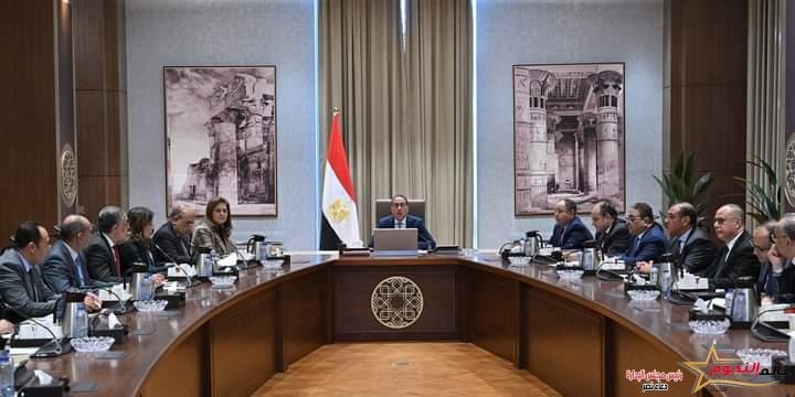 رئيس الوزراء يستعرض مُؤشرات الأداء بالمناطق الحرة الخاصة وسبل وضع معايير لإنشاء مناطق جديدة