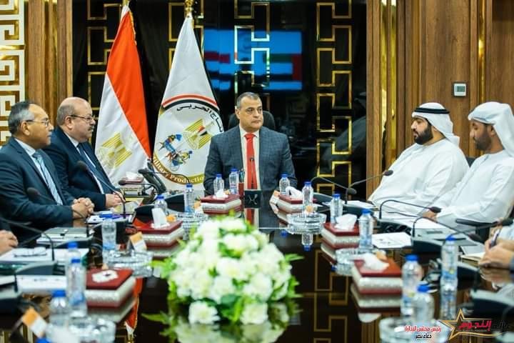 وزير الدولة للإنتاج الحربي يستقبل ممثلي مجموعة "إيدج" الإماراتية لمناقشة سبل التعاون المشترك في مجال التصنيع العسكري 2 وزير الدولة للإنتاج الحربي يستقبل ممثلي مجموعة "إيدج" الإماراتية لمناقشة سبل التعاون المشترك في مجال التصنيع العسكري