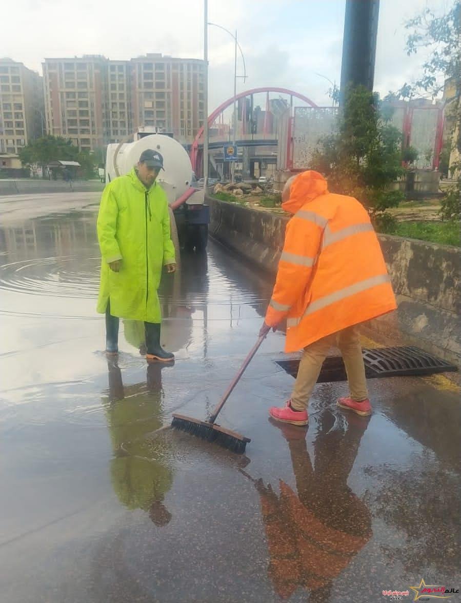 الشريف يشدد على رؤساء الأحياء وجميع الأجهزة التنفيذية بمتابعة تصريف مياه الأمطار بجميع المناطق الساخنة