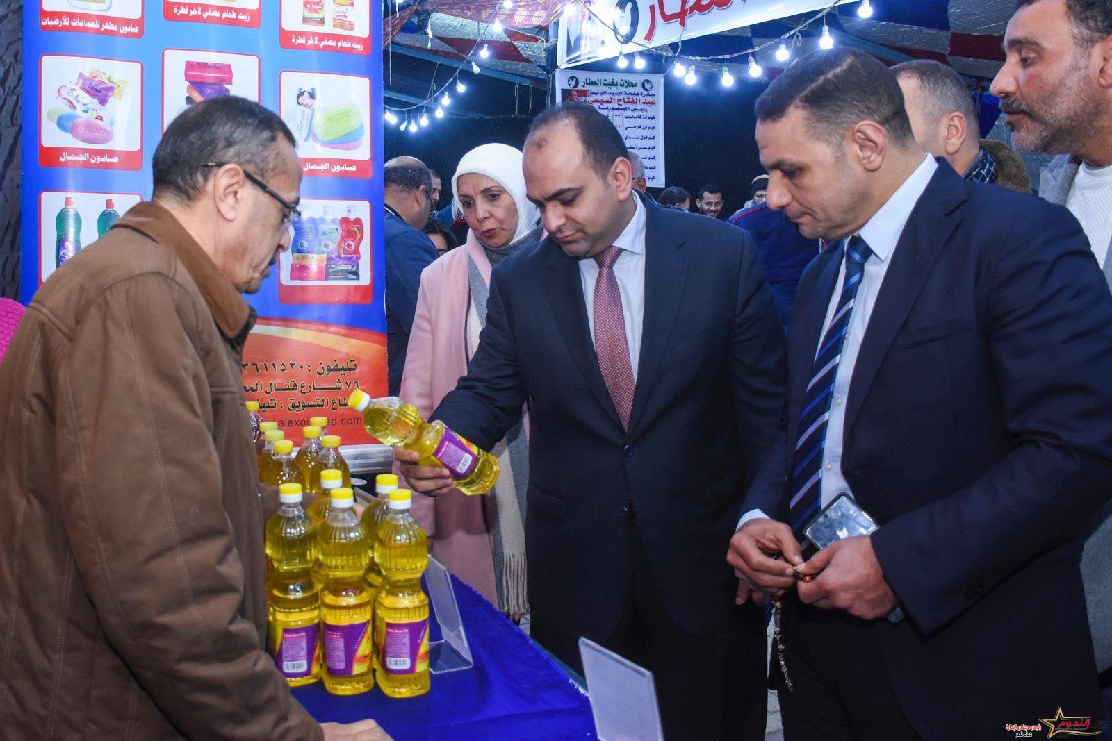 نائب محافظ الإسكندرية يفتتح معرض "أهلا رمضان" لبيع السلع بأسعار مخفضة بمنطقة سيدي جابر بنطاق حي شرق