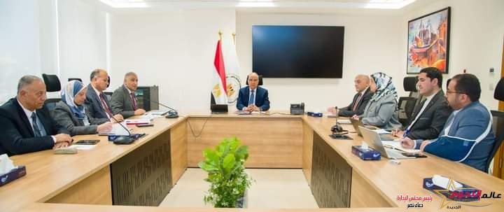الدكتور سويلم يتابع موقف أعمال تأهيل الترع خاصة ضمن مراكز مبادرة "حياه كريمة" 2 الدكتور سويلم يتابع موقف أعمال تأهيل الترع خاصة ضمن مراكز مبادرة "حياه كريمة"